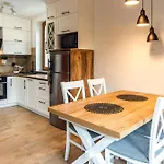 Karpacz4you Nad łomniczką Przy Deptaku 9,7 - Garaż - W Górach !!! Apartamento *